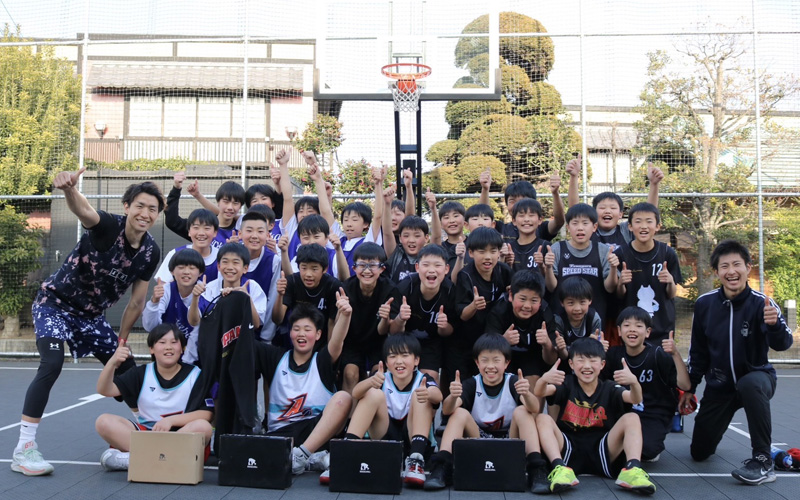 飯島康夫3x3バスケットボール大会に出場した選手の集合写真